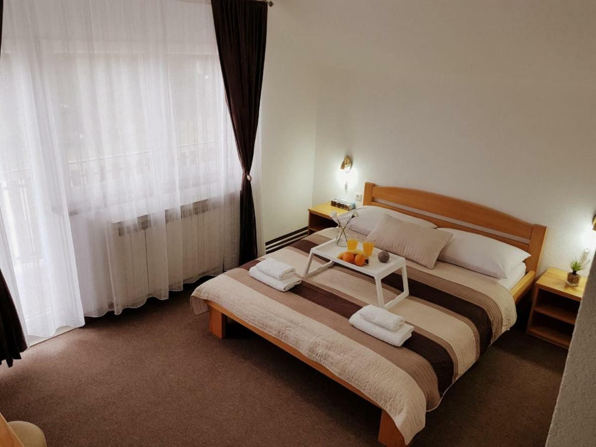 Guesthouse Kovacevic 科雷尼察 外观 照片