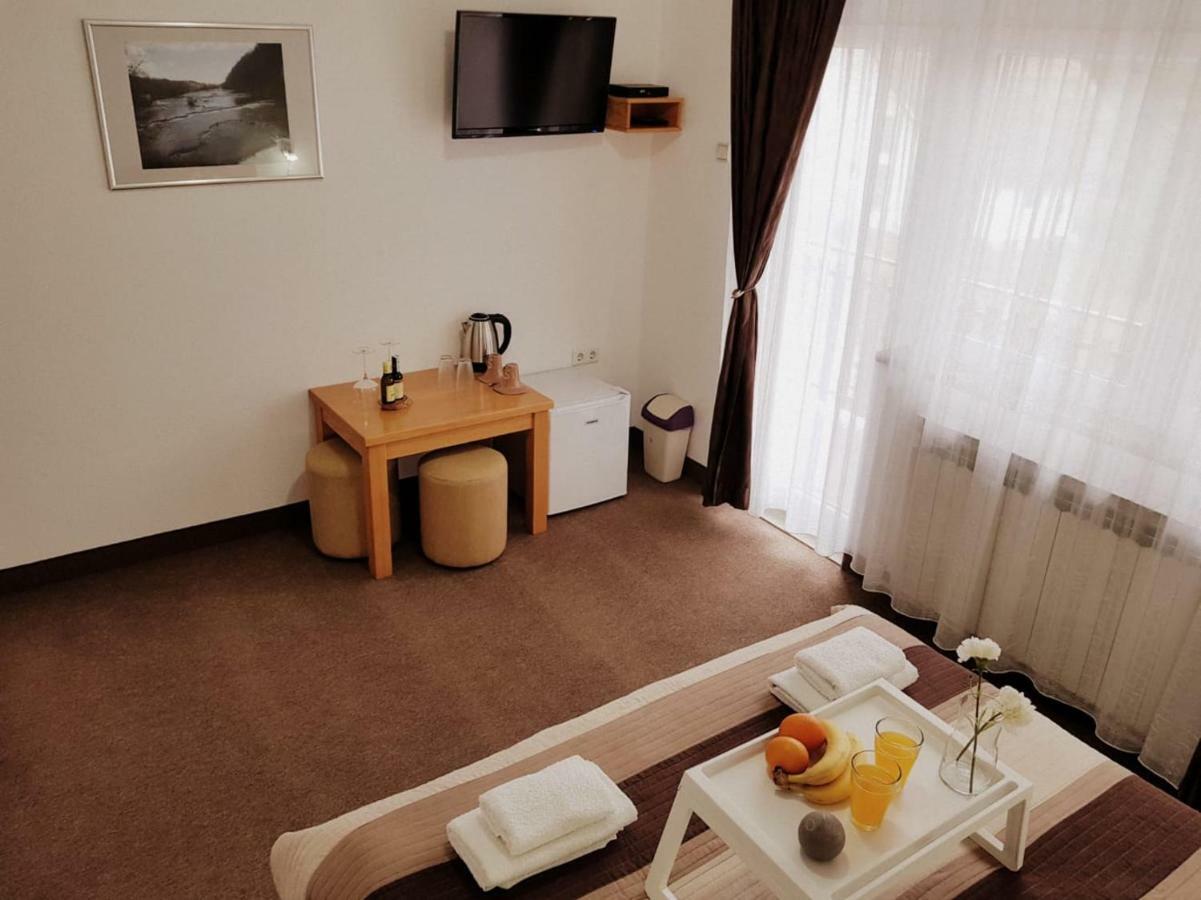 Guesthouse Kovacevic 科雷尼察 外观 照片
