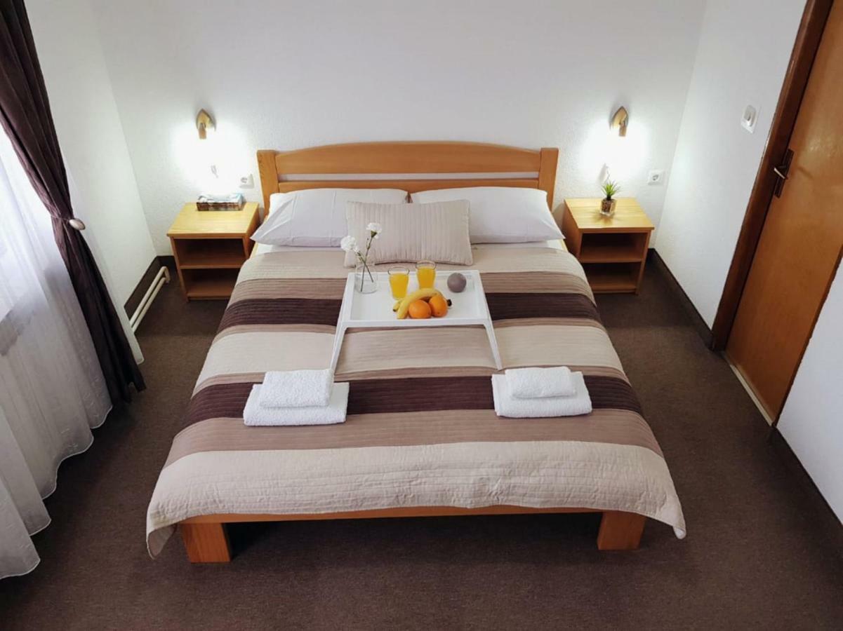 Guesthouse Kovacevic 科雷尼察 外观 照片