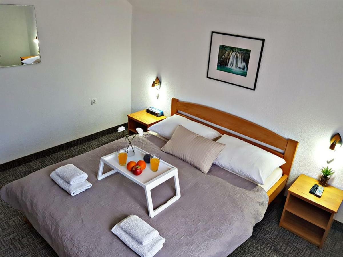 Guesthouse Kovacevic 科雷尼察 外观 照片